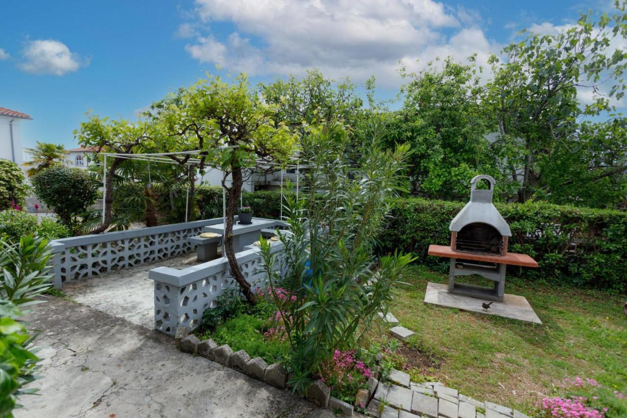 Apartamento Adrijana 2 Krk Town Exterior foto